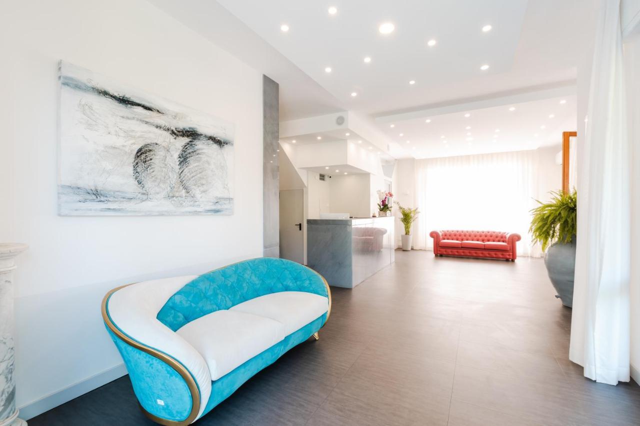 Park Hotel Giusy ليدو دي كامايوري المظهر الخارجي الصورة
